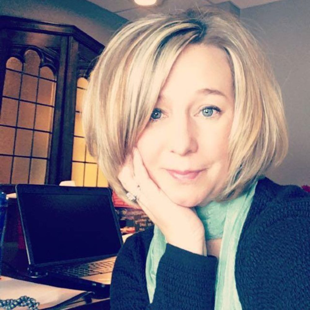 Meet your Posher, Stephanie